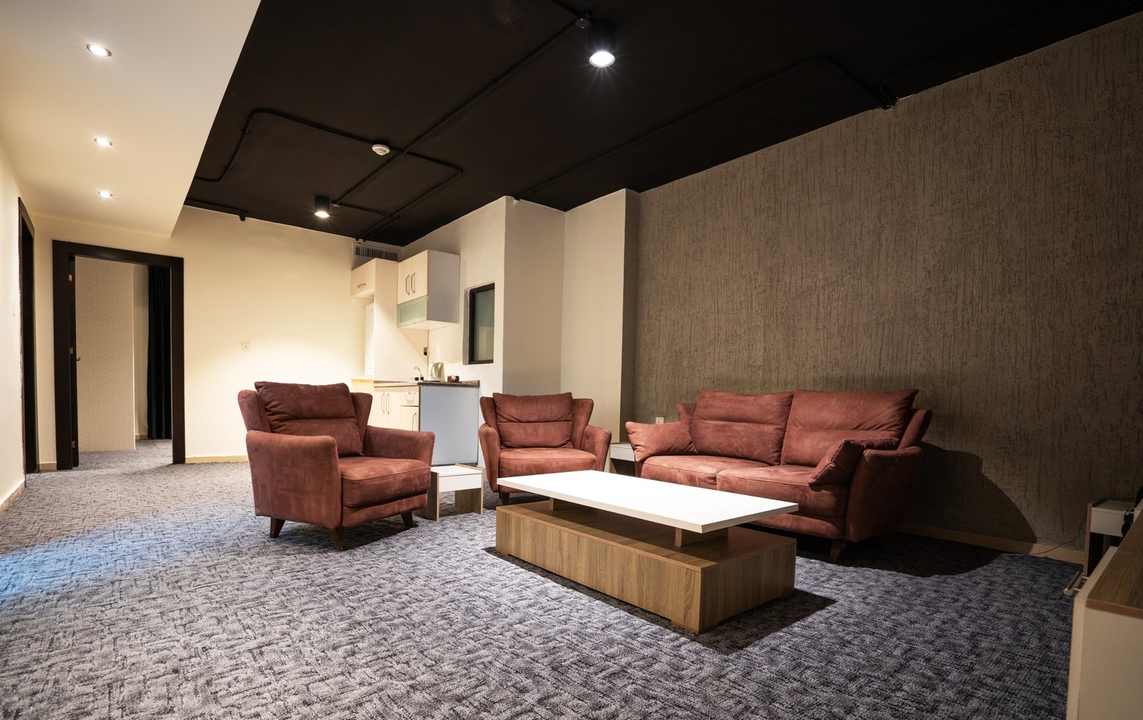 Deluxe Family Suite